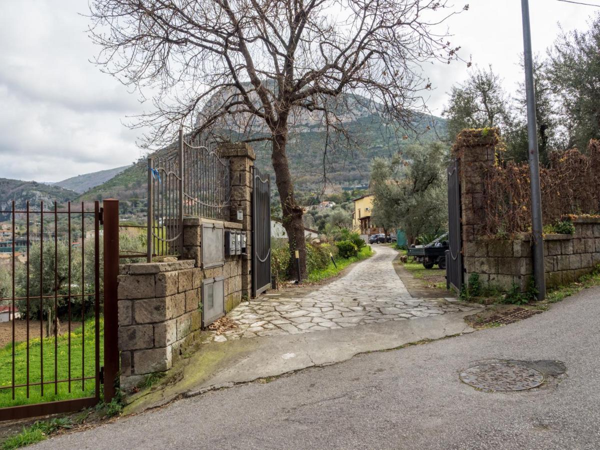 Apartamento Sweet House Sorrento Piano di Sorrento Exterior foto